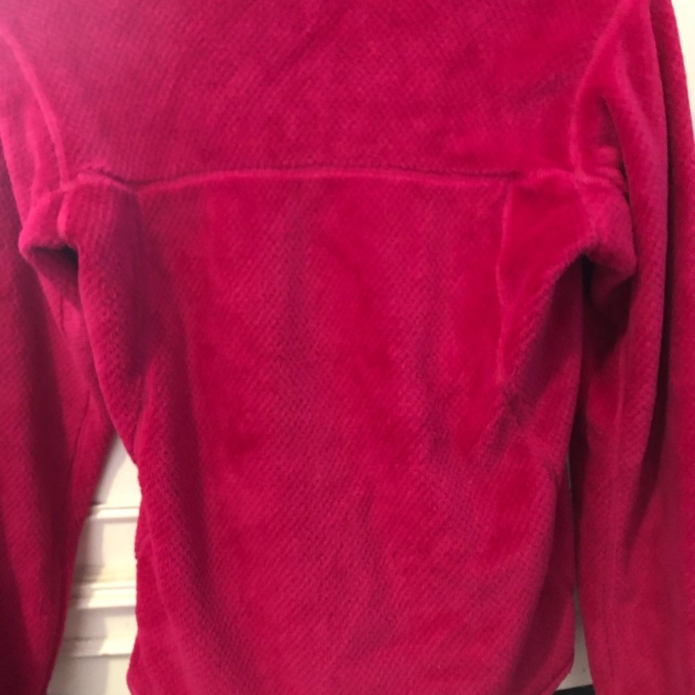 Authentic Dark Pink Patagonia Women’s Pullover - Picture 4 of 4